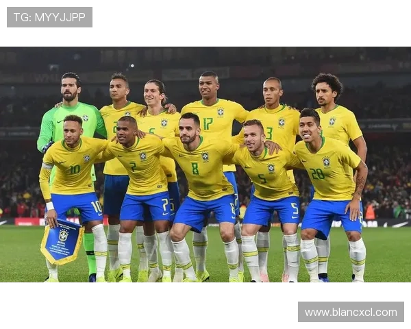 全球足球明星盘点他们的辉煌成就与影响力分析 全球足球明星盘点他们的辉煌成就与影响力分析