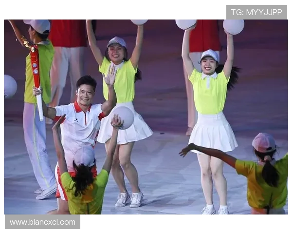 全运会精彩回顾：西安乒乓球队默契配合展现团队实力与风采