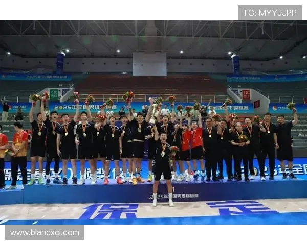 北京排球队在全国排球配合排行榜中荣获第六名成就引人瞩目 北京排球队在全国排球配合排行榜中荣获第六名成就引人瞩目