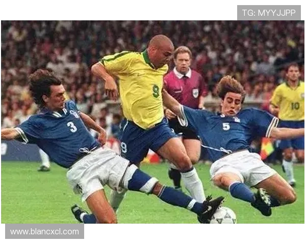 在线测试你与足球明星的差距，看看你能否成为下一个球场传奇