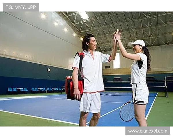 广州网球队成长之路：从青涩少年到网球精英的奋斗历程